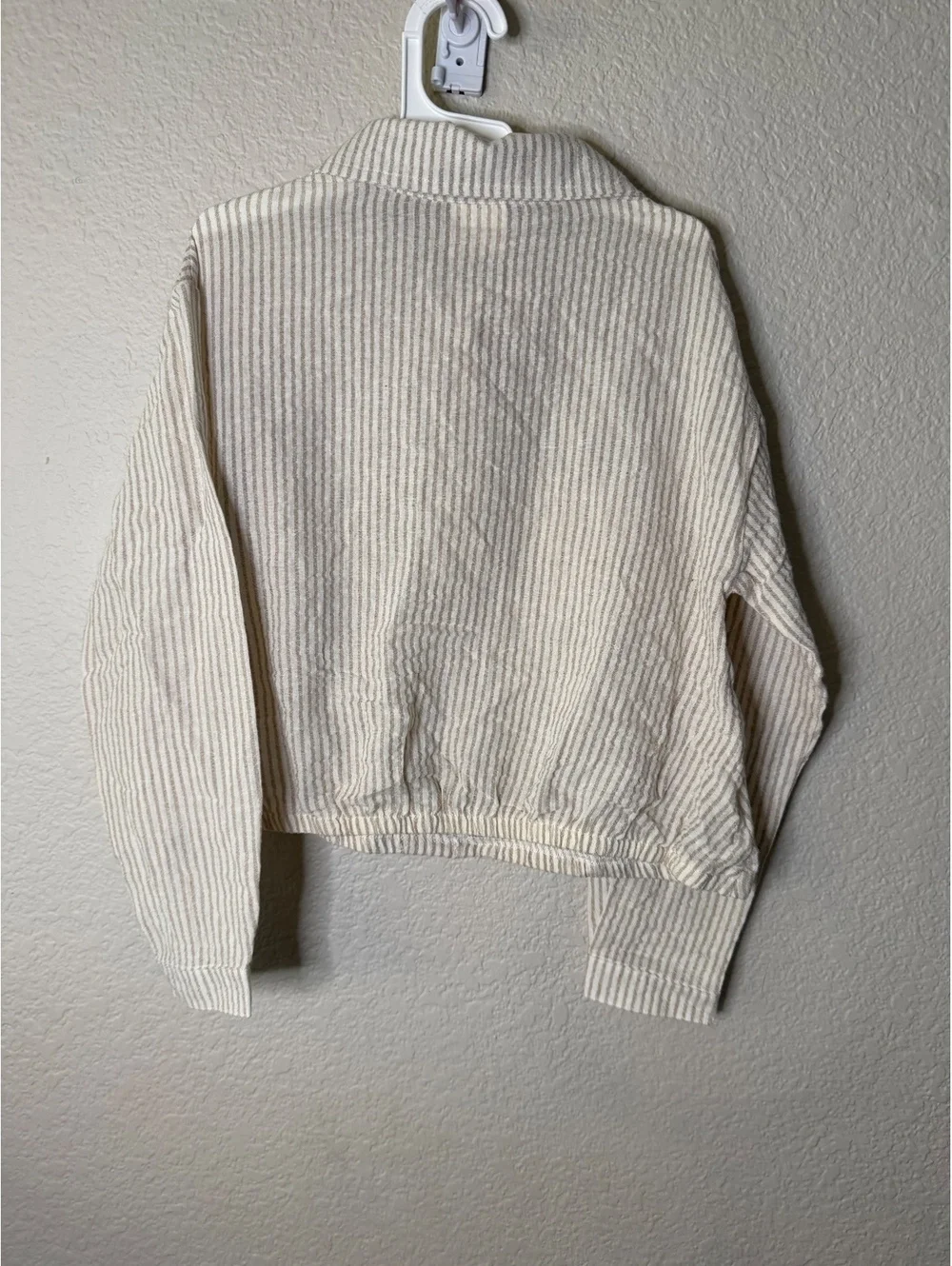 Heart and Arrow Girls 10/12 Cropped Long Sleeve Top